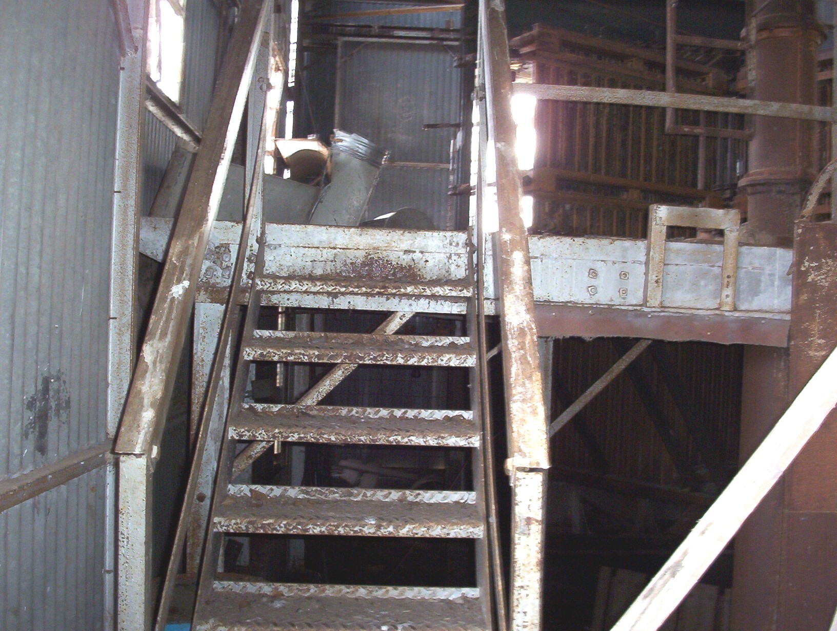 b_cotton_gin_stairs.jpg